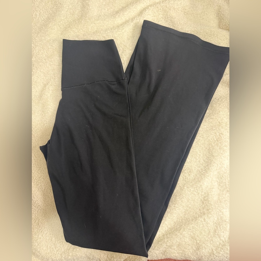 Aerie offline flare crossover leggings size large - Picture 2 of 3